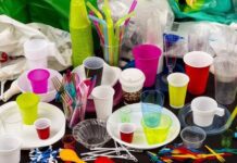 Рада ЄС остаточно заборонила використання одноразового пластику