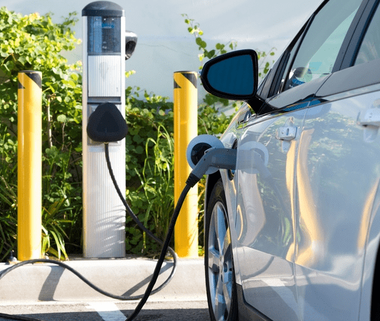 Як у Луцьку розвиватимуть інфраструктуру для електрокарів