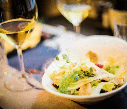 Біле сухе вино: з чим поєднувати для ідеального смаку?